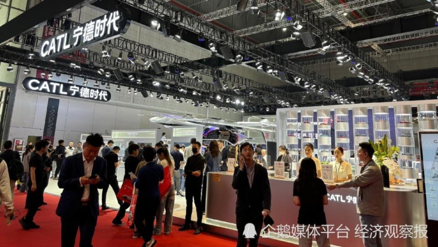 管家婆资料专区精选20码,美股三大股指收盘暴跌,精准解释落实的人生哲理_户外版V10.90